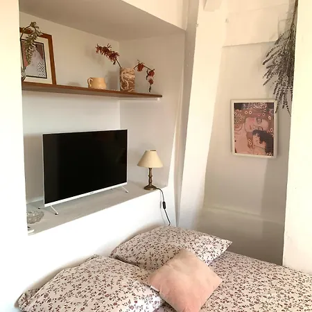 Apartment Vintage - Train Station & Comedie *
