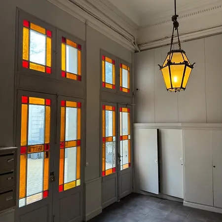 Vintage - Train Station & Comedie Apartment *